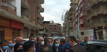 محافظ الغربية ونواب المحلة يتفقدون أعمال تطوير قرية محلة أبو ت