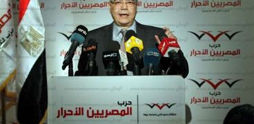 د. عصام خليل رئيس حزب المصريين الاحرار