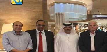 جانب من اللقاء مع مسئولين من دبي
