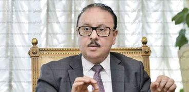 م. ياسر القاضى مع وزير الاتصالات