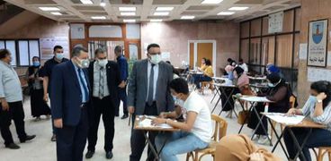 امتحانات الفصل الدراسي الثاني في الإسكندرية