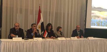 وزيرة الهجرة خلال لقاء الجالية المصرية فى كندا
