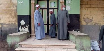 وكيل اوقاف المنيا يتابع المساجد