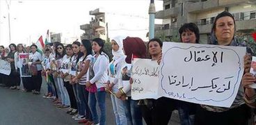 نساء في القامشلي السورية ينددن بممارسات "ب ي د"