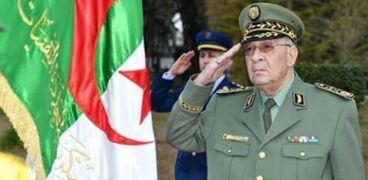 الفريق أحمد قايد صالح نائب وزير الدفاع رئيس الأركان