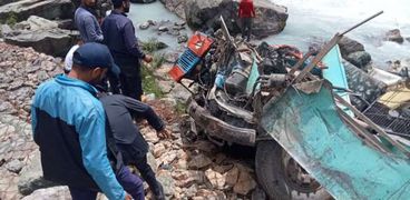 حادث سقوط الحافلة في واد كشمير في الهند