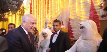 خلال الحفل التي نظمتة الجيزة  لزفاف جماعى لــ30 عروسة يتيمة من أبناء المحافظة