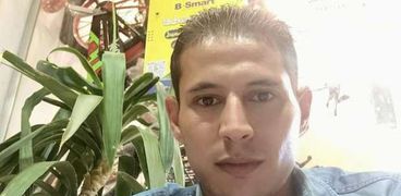 الضحية أحمد هاني صاحب محل تجاري بطنطا