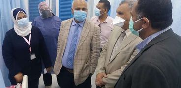 بالصور:"صحة الغربية" يتفقد مستشفي حميات المحلة لمتابعه سير العمل