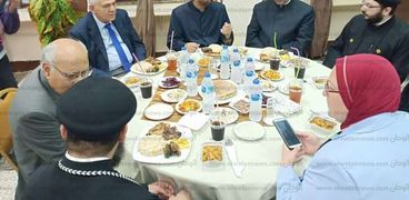 "الشبان المسيحيين" بالإسكندرية تنظم إفطار بمشاركة الأوقاف والأزهر