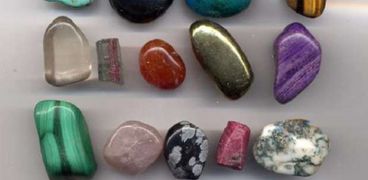 أحجار كريمة - أرشيفية