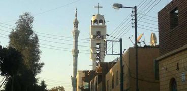 أحد شوارع قرية الضبعية بالأقصر تشهد على ملحمة عنصريها