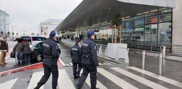 محيط انفجار مطار بروكسل