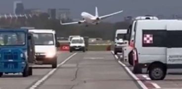 الطائرة أثناء الهبوط