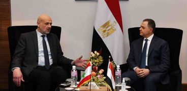 وزير الداخلية يعقد لقاءات ثنائية مع نظرائه في 9 دول عربية بتونس