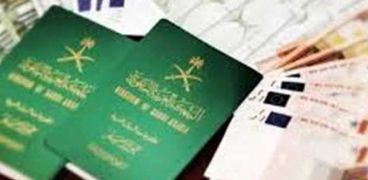 رابط الاستعلام عن تأشيرة الخروج والعودة في السعودية - صورة تعبيرية