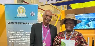 رئيس الأسقفية ورئيسة وزراء أوغندا