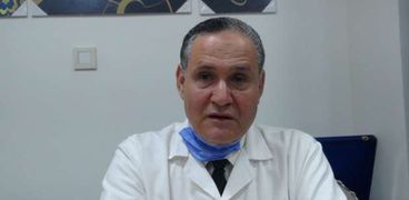 الدكتور أحمد شقير - مدير مركز الكلي والمسالك البولية بجامعة المنصورة الأسبق