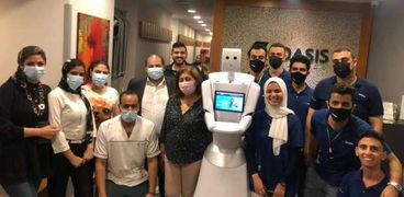 أول روبوت مصري لتشخيص الأمراص بجامعة المنصورة