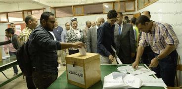 عين شمس: اعادة الانتخابات بكلية البنات الاثنين المقبل لعدم اكتمال النص