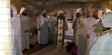 وفد من رهبان دير العذراء "المحرق" يزور القدس برئاسة الأنبا بيجول