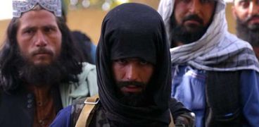 عناصر من حركة طالبان بعد الاستيلاء على كابل