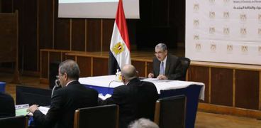وزير الكهرباء خلال الجمعية العامة للشركة القابضة لكهرباء مصر