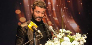 بالصور| وزير الثقافة يوزع "جوائز ساويرس".. ومحمد محسن يحيي الحفل