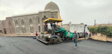 رصف محيط مسجد أبو غنام الأثري