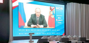 الرئيس الروسى دعا فى لقاءاته العالمية إلى تشكيل عالم متعدد الأقطاب «صورة أرشيفية»