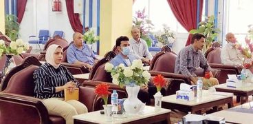 متدربو البرنامج الرئاسي يواصلون جولاتهم الميدانية بمحافظة أسوان