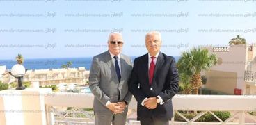 محافظ جنوب سيناء يلتقي سفير دولة بيلا روسيا