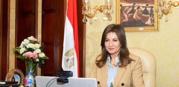 وزيرة الهجرة تجتمع بأول مصرية بأمريكا تتقلد منصب عمدة: قدوة ومدعاة للفخر