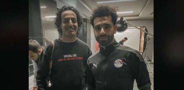 «أحمد» من كواليس جلسة تصوير المنتخب المصري
