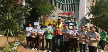 جانب من حملات توعية تلاميذ المدارس بترشيد استهلاك المياه