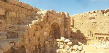 رئيس قطاع الآثار يتفقد عدد من المواقع الاثرية بالإسكندرية ومطروح