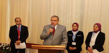 وزير القوى العاملة يسلم 88 عقد عمل لذوي القدرات الخاصة بالإسكندرية