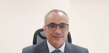 عمرو البسيوني رئيس قصور الثقافة