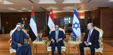 السيسي يلتقي ولي عهد أبو ظبي ورئيس وزراء إسرائيل