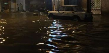 "غسيل البلح" يغرق الإسكندرية في أول نوات الشتاء