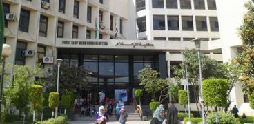 كلية الإعلام جامعة القاهرة