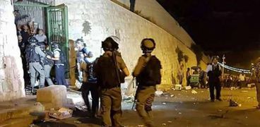 78 إصابة في قمع الاحتلال للمعتصمين على "الأسباط" بالقدس
