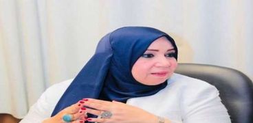 الدكتورة عزة عبدالعزيز عثمان