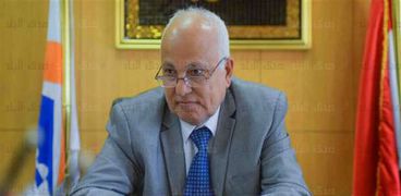 الدكتور أحمد عطية سعدة رئيس اللجنة العليا لانتخابات نقابة الصيادلة