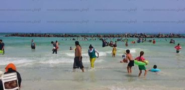 شاطئ النخيل غرب الإسكندرية اليوم بعد قرار الغلق