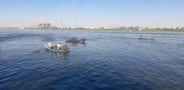 محاولات إنقاذ بنهر النيل