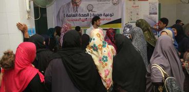 جانب من فعاليات الأنظة التوعوية لإتحاد الأطباء العرب