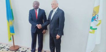 عبد العال يلتقي رئيس الوزراء الرواندي