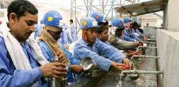 العمال المهاجرين في قطر