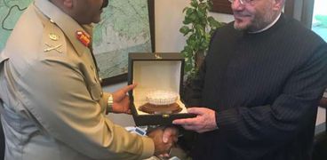 لقاء المفتي ورئيس أركان جيش باكستان